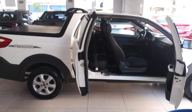 Fiat Strada completo