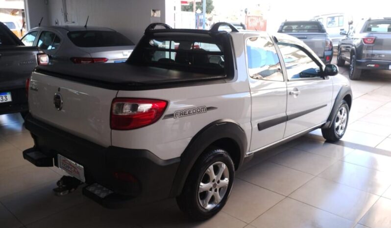 Fiat Strada completo