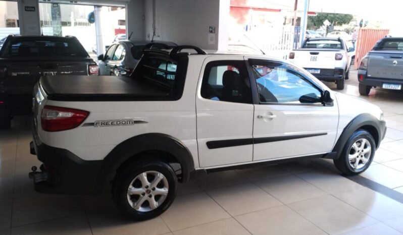 Fiat Strada completo