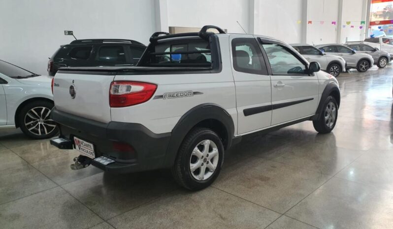 Fiat Strada completo