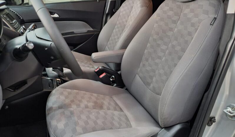 Hyundai HB20 completo