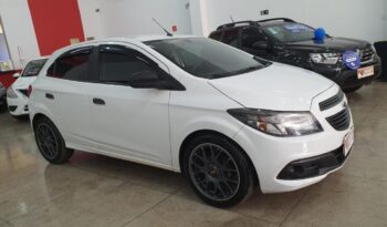 Chevrolet Onix completo