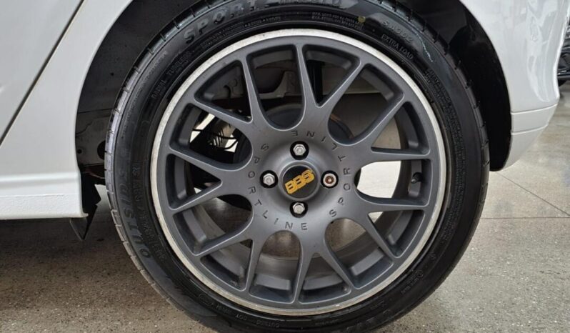 Chevrolet Onix completo