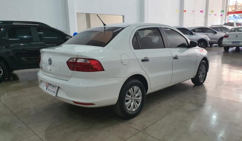 Volkswagen Voyage completo