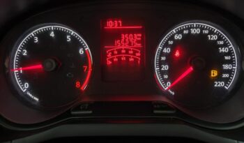 Volkswagen Voyage completo