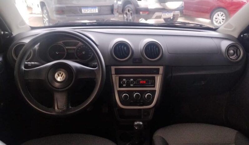 Volkswagen Voyage completo