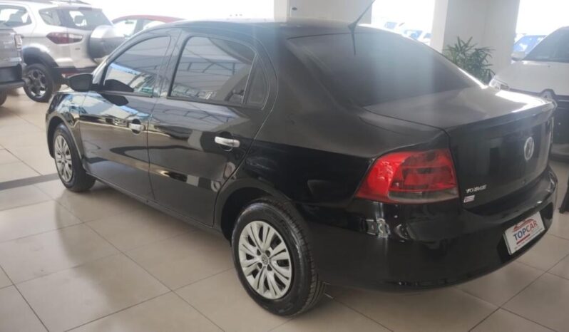 Volkswagen Voyage completo