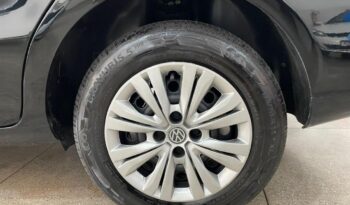 Volkswagen Voyage completo