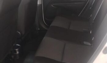 Toyota Etios completo