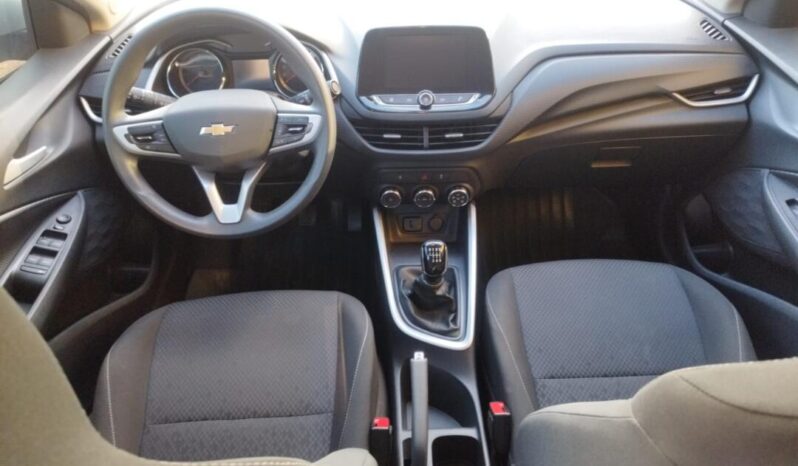 Chevrolet Onix completo