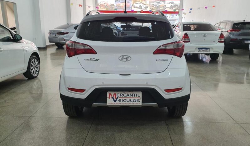 Hyundai HB20X completo