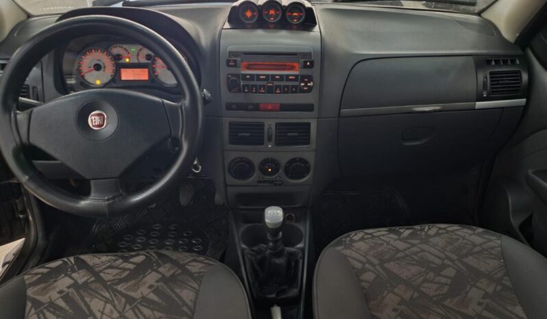 Fiat Strada completo