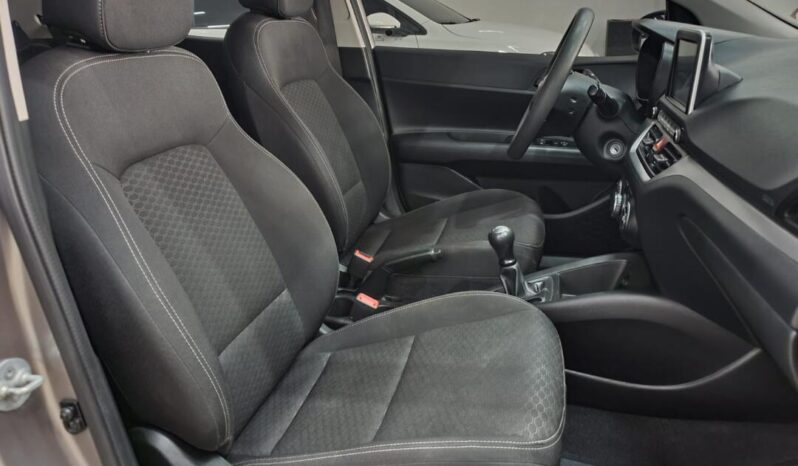 Hyundai HB20 completo