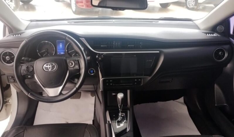 Toyota Corolla completo