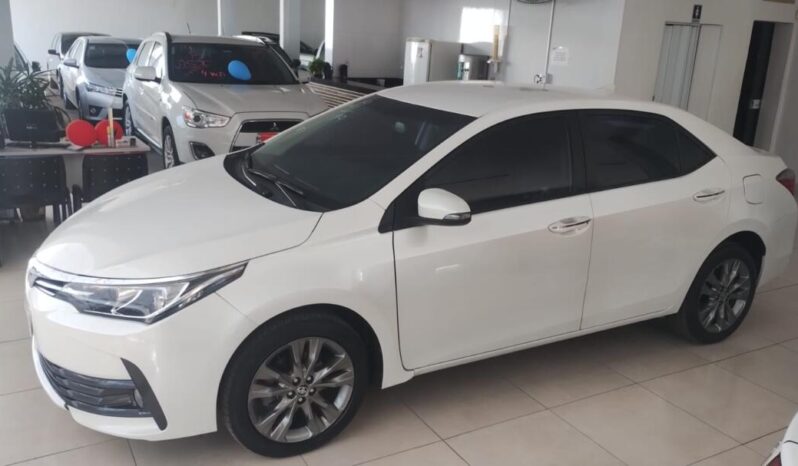 Toyota Corolla completo