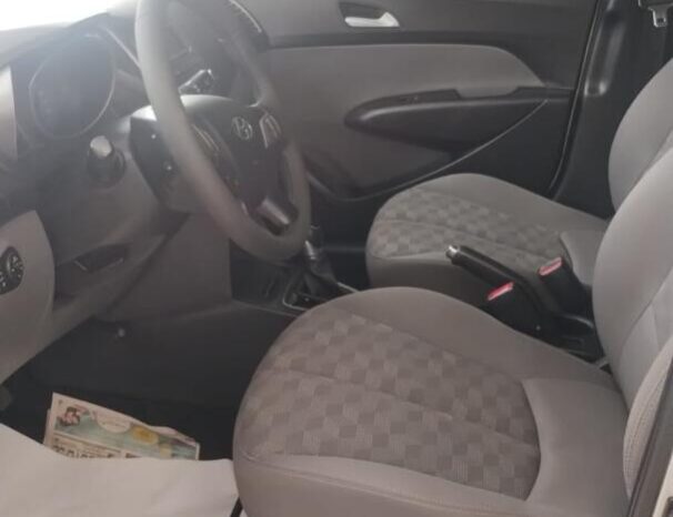 Hyundai HB20 completo