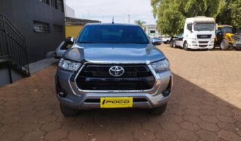 Toyota Hilux completo