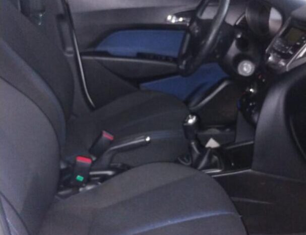 Hyundai HB20X completo