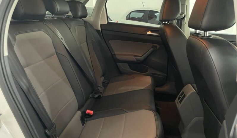 Volkswagen Polo completo