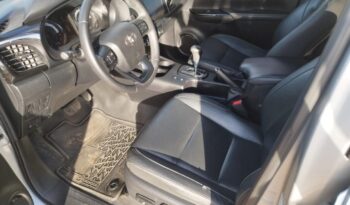 Toyota Hilux completo