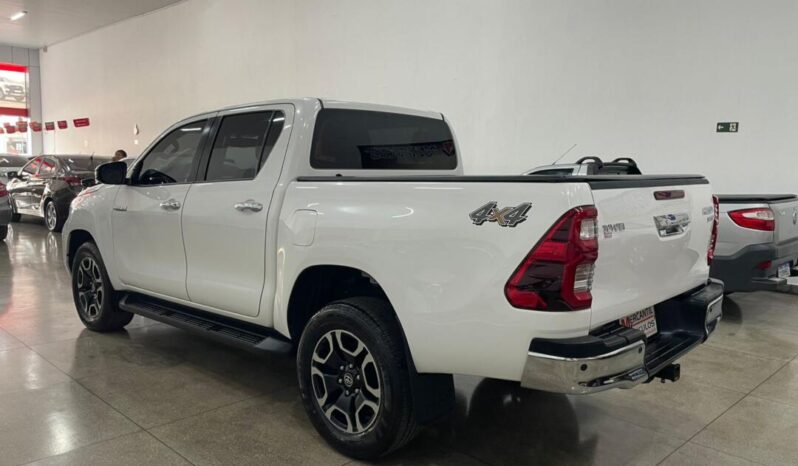 Toyota Hilux completo