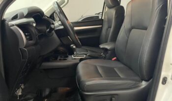 Toyota Hilux completo