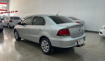 Volkswagen Voyage completo