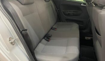 Volkswagen Voyage completo