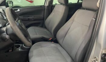 Volkswagen Voyage completo