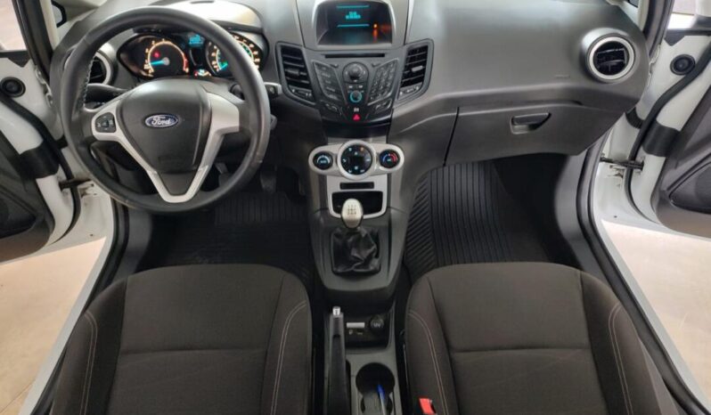 Ford Fiesta completo