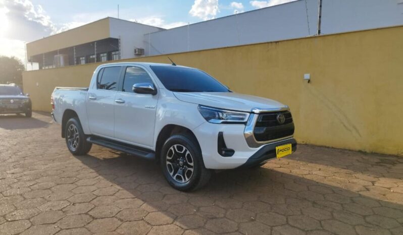 Toyota Hilux completo