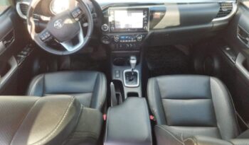 Toyota Hilux completo