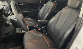 Hyundai HB20S completo