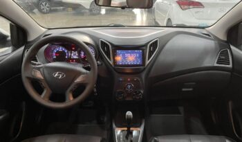Hyundai HB20S completo