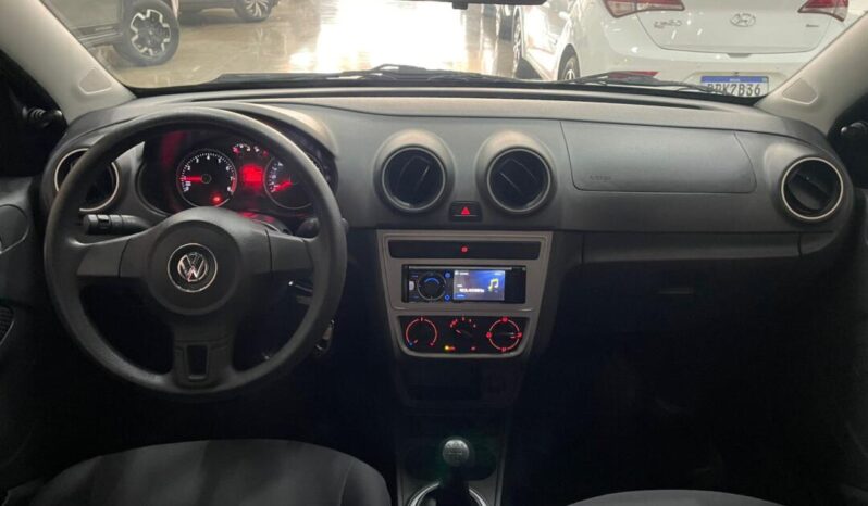 Volkswagen Voyage completo