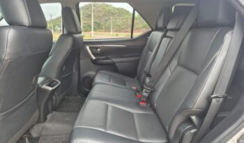 Toyota Hilux SW4 completo