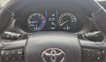Toyota Hilux SW4 completo