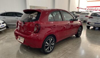Nissan March completo