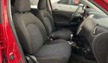 Nissan March completo