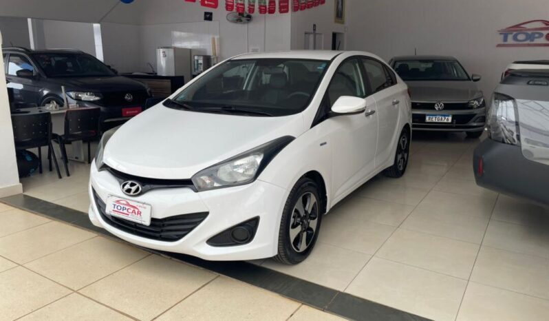 Hyundai HB20S completo
