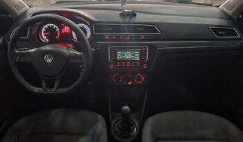 Volkswagen Voyage completo