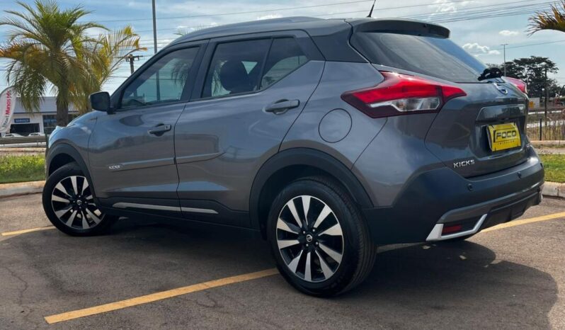 Nissan Kicks completo