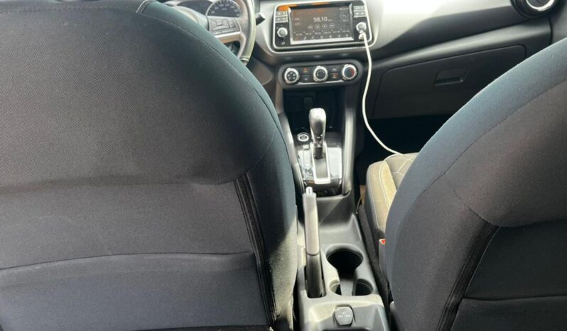 Nissan Kicks completo