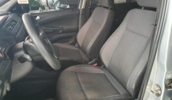 Volkswagen Voyage completo