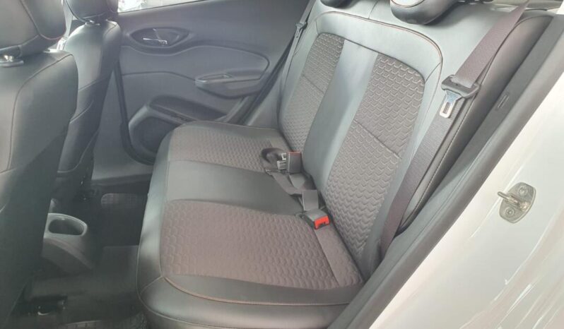 Chevrolet Onix completo