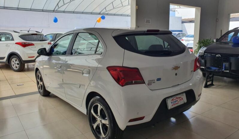 Chevrolet Onix completo