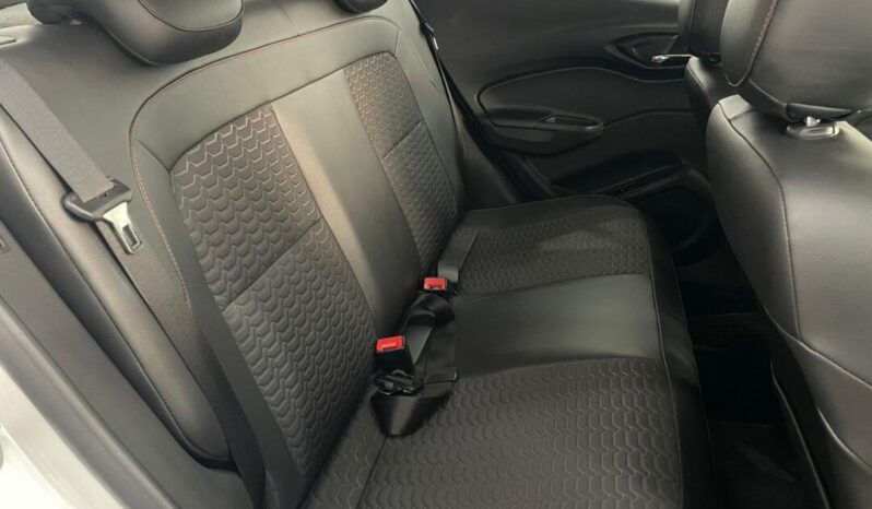 Chevrolet Onix completo