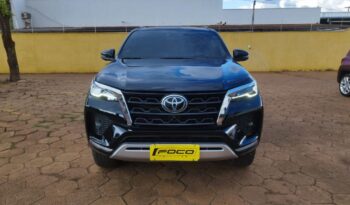 Toyota Hilux SW4 completo