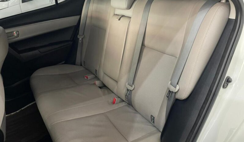 Toyota Corolla completo