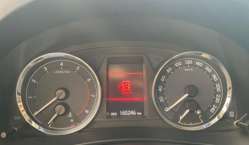 Toyota Corolla completo